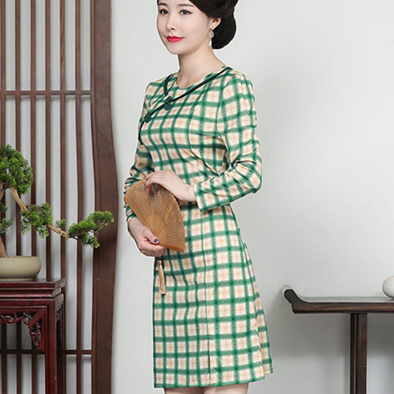 Improved Cheongsam Dress Mom Summer Short-sleeved Plaid Skirt Slim Slimming Retro Hip Skirt