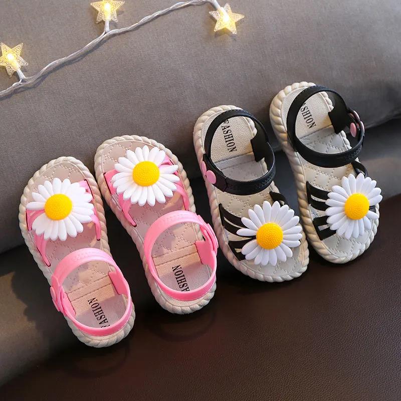 Girls Sandals Girls Summer Soft Sole Flat Beach Sandals Anti-slip Little Daisy Decoration Casual Princess Light Sandals