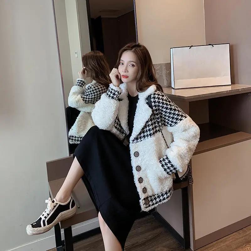 Ladies Warm and Thick Faux Lamb Wool Short Coat Female Autumn and Winter All-match Temperament Loose Elegant Top Casual Jacket