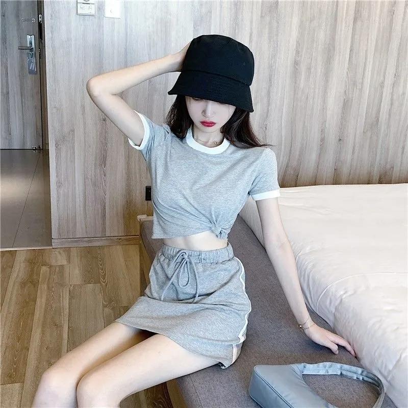 2PCS Summer Thin Short-sleeved Tops and Shorts Two-piece Sports Suits Casual Age-reducing Women's Clothing Workout Clothes Set Jogging Suit