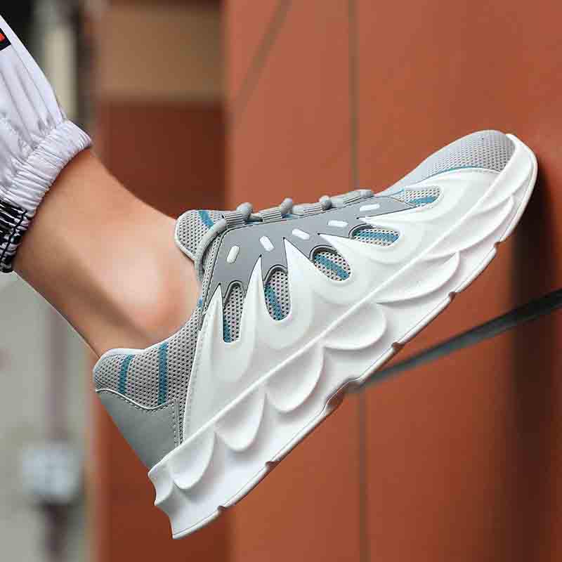 Plus Size 36-45 Fashion Summer Men Mesh Sneakers Low-top Wear-resistant Running Basketball Shoes Non-slip Shockproof Blade Shoes