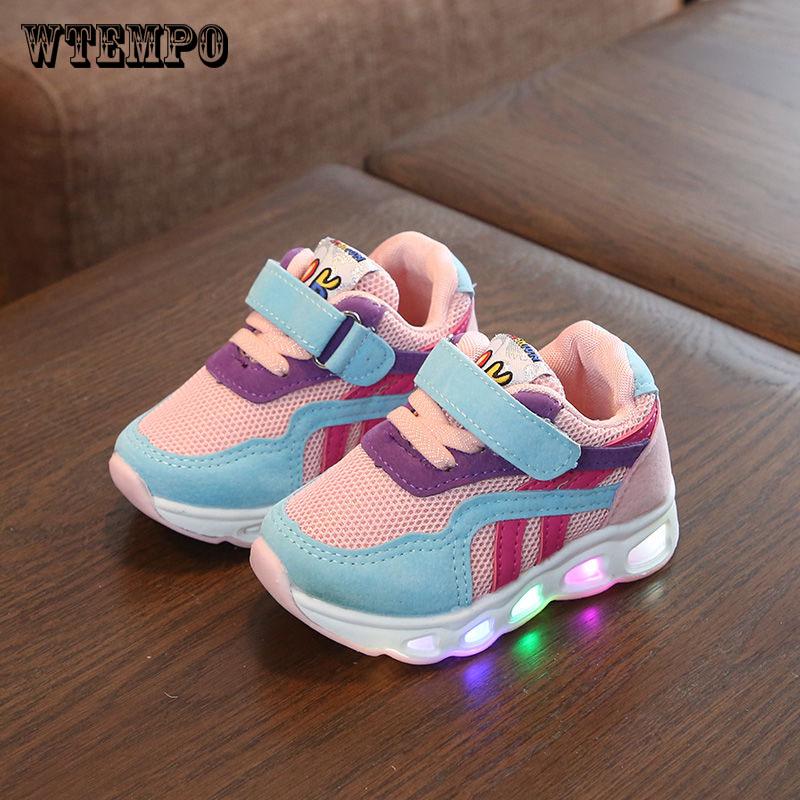 Brand Pair of Shoes Fashion Kids Sneakers Luminous LED Children Shoes Casual Girls Boys