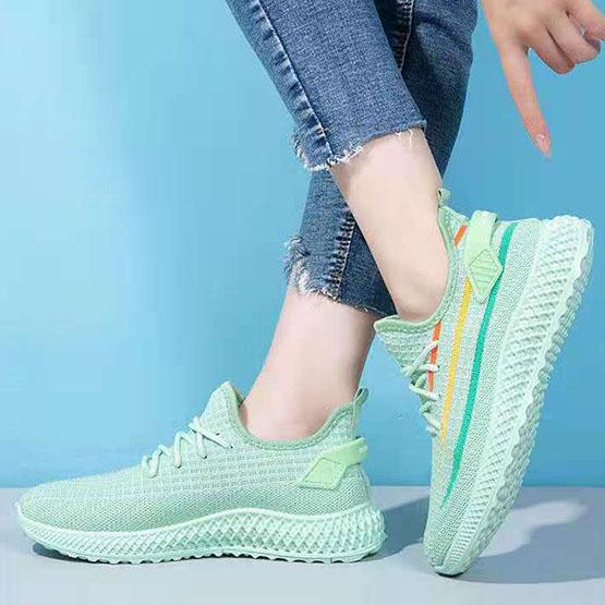 Women's Breathable Sports Shoes Mesh Casual Shoes Female Soft Sole Lightweight Shoes Non Slip Versatile Flying Sneakers