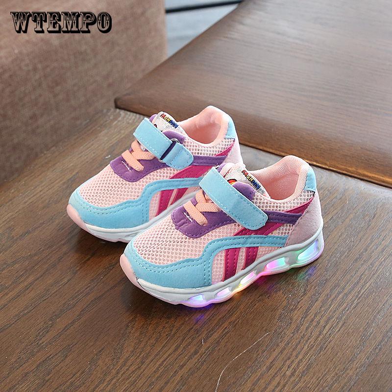 Brand Pair of Shoes Fashion Kids Sneakers Luminous LED Children Shoes Casual Girls Boys