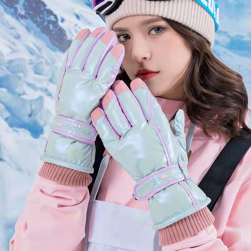 Women's Warm Ski Gloves Windproof Cold Resistant Gloves Plus Velvet Thick Cotton Girls Touch Screen Waterproof Riding Gloves Outdoor Sports Gloves