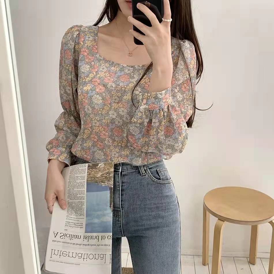 Korean Vitality Girl Autumn Sweet Age Reduction Floral Retro Square Collar Long-sleeved Shirt Loose Chiffon Top