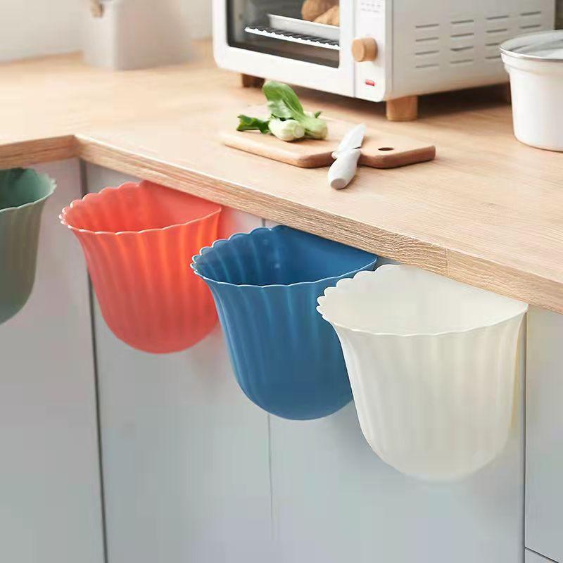 3Pcs Kitchen Wall-mounted Trash Can Flower Pots Kitchen Waste Countertop Trash Can Cabinet Door Hanging Do Not Bend Down Trash Can Home Organizer