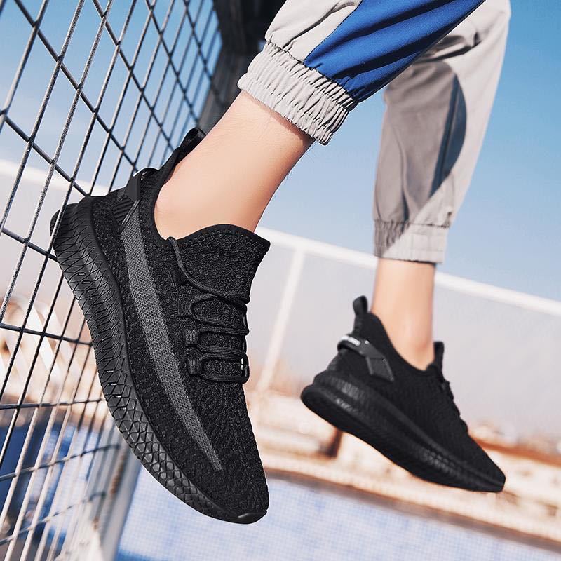 Sports Shoes Breathable Mesh Sneakers Male Soft Sole Lightweight Shoes Non Slip Casual Sneakers