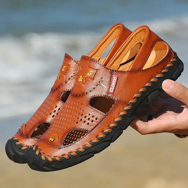 Summer Men's Sandals Genuine Cowhide Leather Breathable Hollow Beach Shoes Hole Shoes Soft Sole Breathable Waterproof Sandals