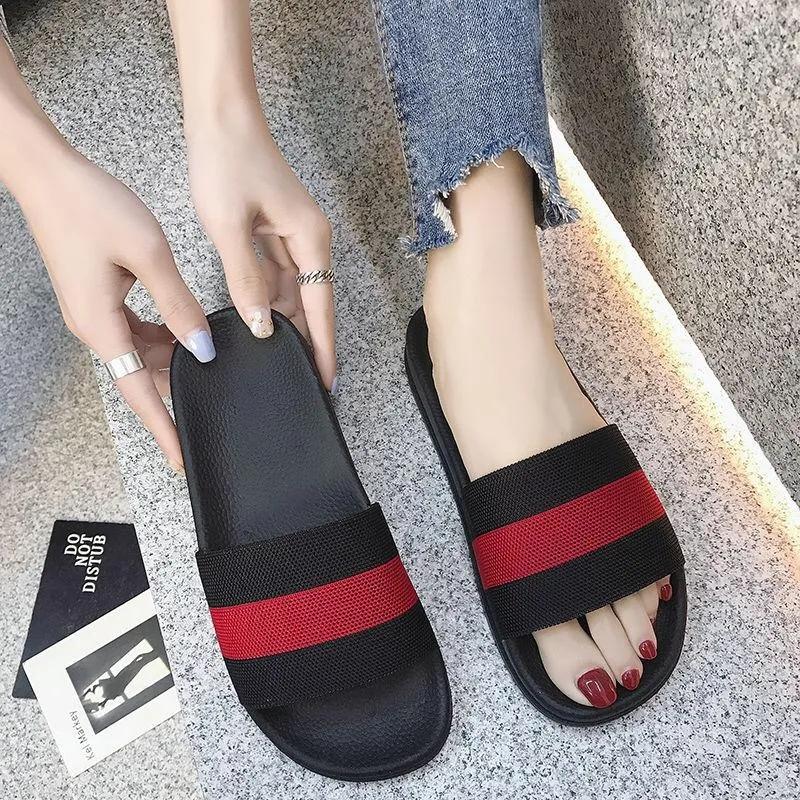 Women's Summer Slippers Bath Slippers Indoor Non-slip Flip Flops Ins Wear Sandals and Slippers Ladies Bathroom Bath Shoes