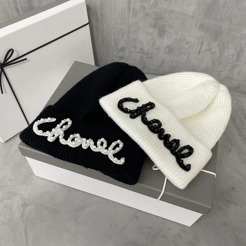 Women's Fashion Knitted Hat Korean Pearl Stitching Woolen Cap Winter Warm Ear Protection Cap