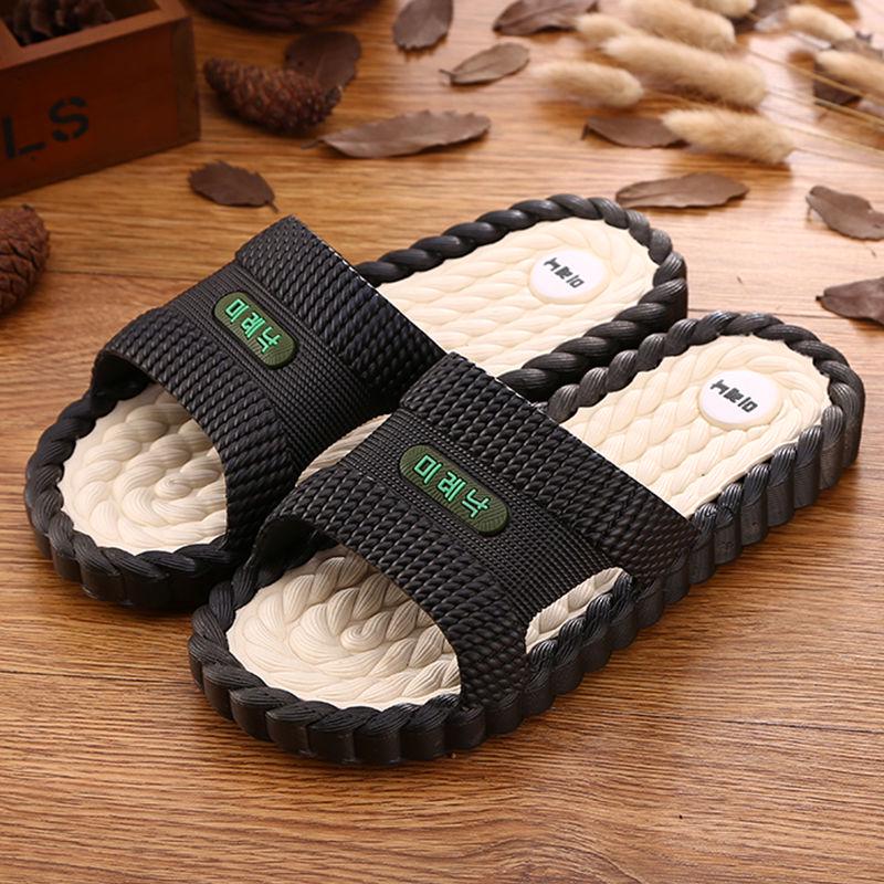 Korean Version of The Slippers Male Xiaju Home Massage Bathroom Couple Male Sandals and Slippers Women