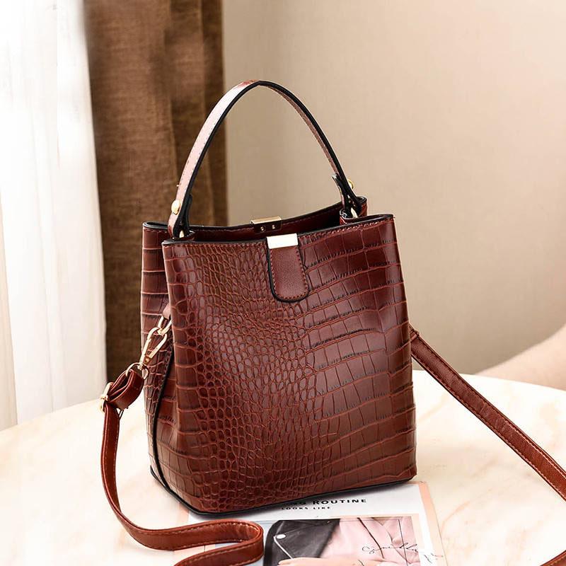 Crossbody Bag Women Crocodile Pattern Leather Anti-theft Zipper Large Capacity Bucket Shoulder Bag