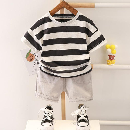 Summer Korean Short Sleeve Children's Suit Boys' and Girls' 0-4-year-old Round Neck Striped T-shirt Shorts Two-piece Children's Suit