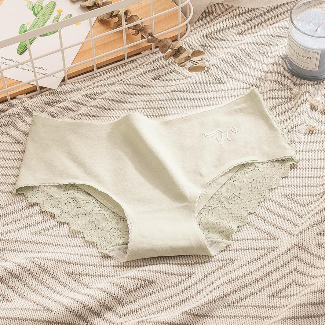 3Pcs/Set Seamless Cotton Lace Panties Women's Lace Breathable Underpants Mid-waist Graphene Crotch Briefs