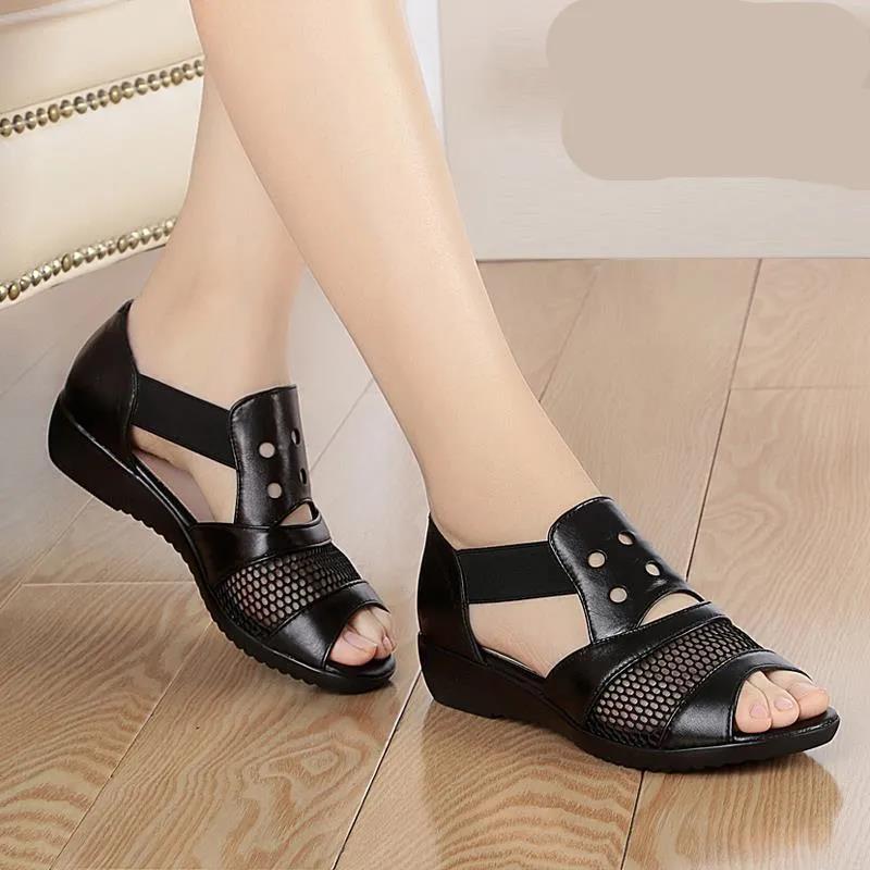 Summer Hollow Female Sandals Low Heel Flat Fish Mouth Mother Casual Leather Shoes Middle-aged and Elderly Set Foot Women's Shoes