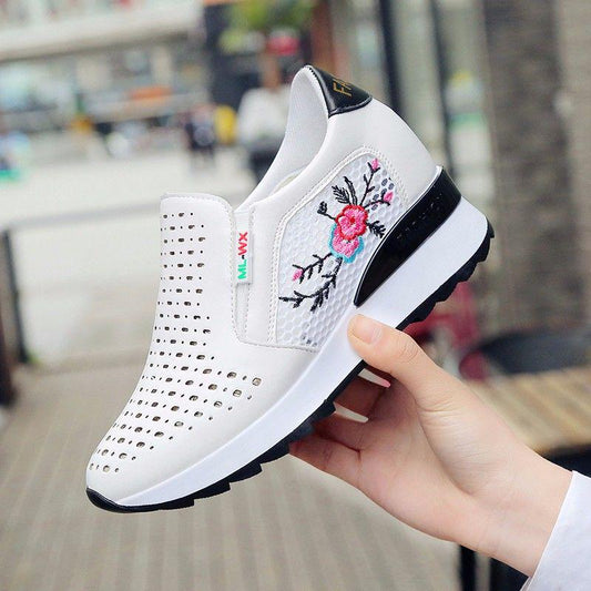 Casual High Heels Loafers Breathable Vulcanize Women Sneakers PU Round Toe Embroider Platform Wedge Tenis Feminino