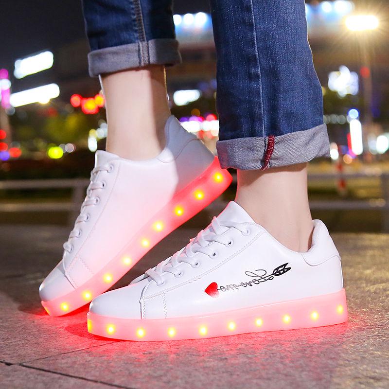 Men and Women Sports Shoes Waterproof Rechargeable Colorful Luminous Shoes Casual Sports Shoes Couples Small White Shoes Fluorescent Luminous Shoes