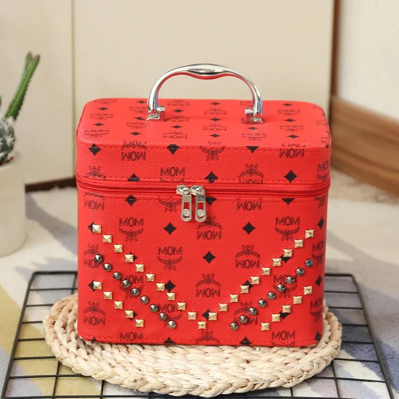 Rivet Printing Cosmetic Bag Large Capacity Multifunctional Portable Portable Cosmetic Storage Box