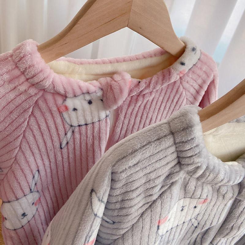 Baby One-piece Pajamas Autumn and Winter Plus Velvet Thickening Baby Flannel Sleeping Bag Boys and Girls Coral Velvet Home Service