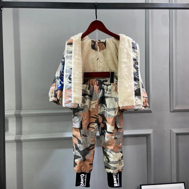 Boy's Suit Winter Camouflage Children's Two-piece Suit Western-style Baby Clothes Plus Velvet Thickening Children's Tide