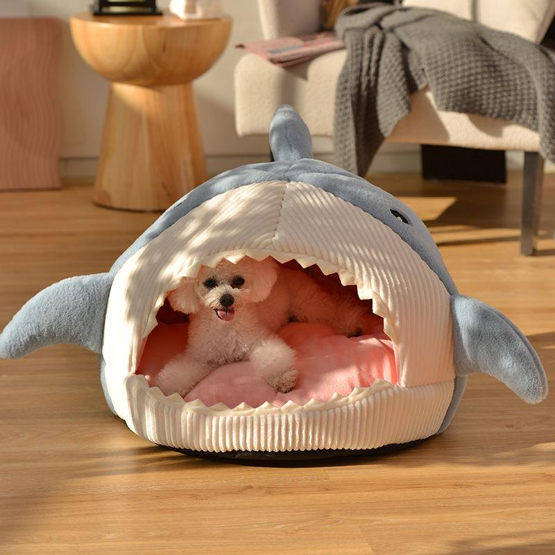 Cat Litter Winter Warm Enclosed Bed House Villa Kitten Removable and Washable Kennel Kitty Supplies Shark Mouth Doggy Cushion Basket Pet Sleeping Bed