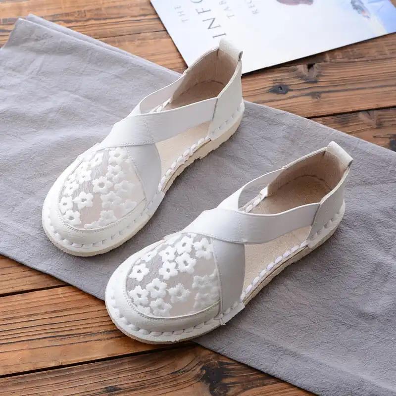 Ladies Casual Flat Loafers Ladies Knitted Embroidery Hollow Casual Sandals Flat Soft Leather Toe Cap Sandals Comfortable and Lightweight