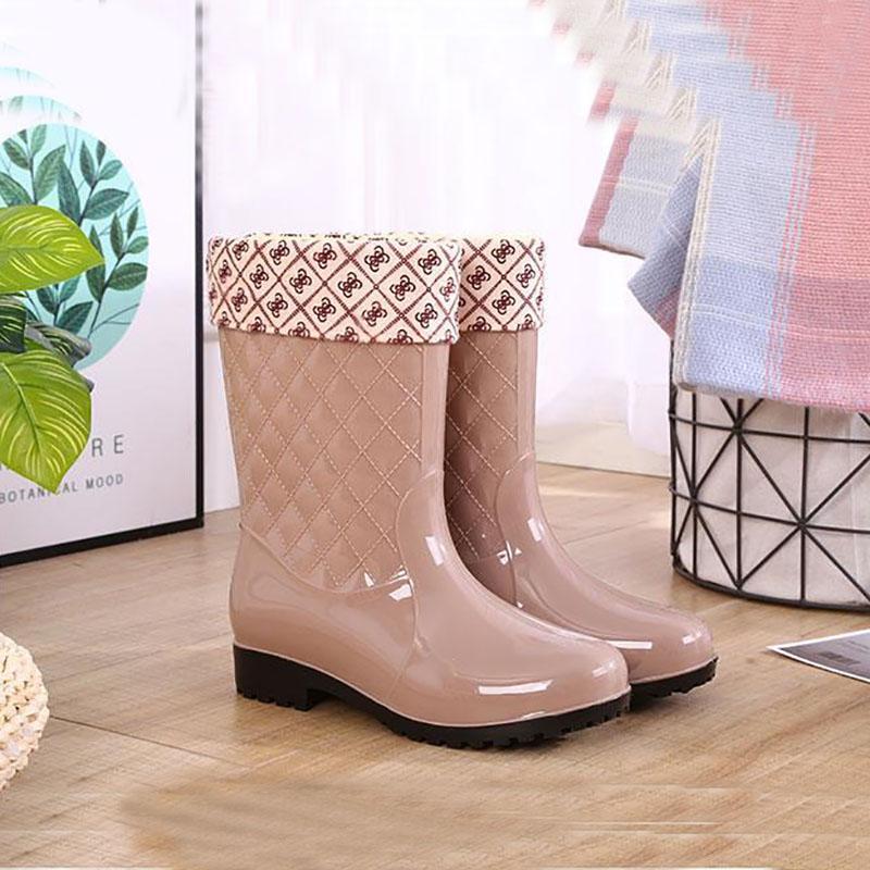 Rain Boots Ladies Mid-tube Warm Rain Boots Non-slip Water Shoes High-tube Rubber Shoes Adult Plus Cotton Boots Overshoes