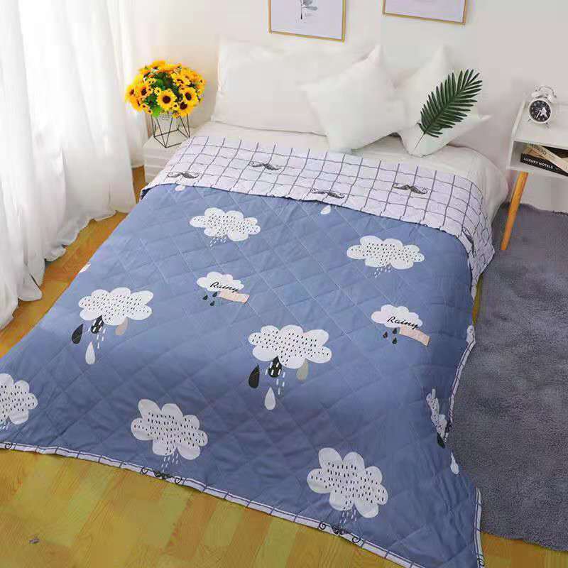 Summer Skin-friendly Thin Air Conditioning Quilt Single Double Summer Cool Quilt Washable and Machine Washable Student Dormitory Quilt