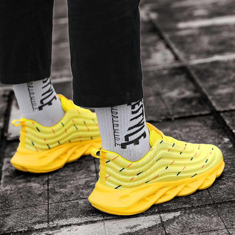 Plus Size39-44 Men Low-top Sneakers Running Basketball Sock Shoes Breathable Lightweight Non-slip Sock Shoes Wear-resistant Deodorant Blade Shoes