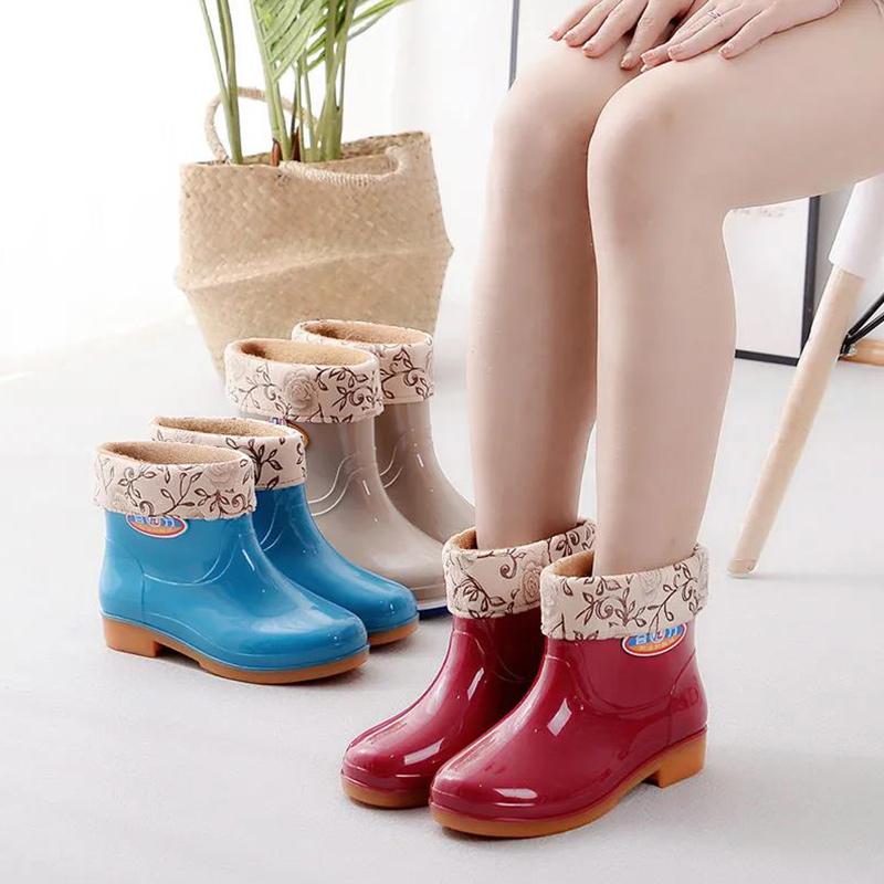 Rain Boots Ladies Mid-tube Plus Velvet Warmth and Non-slip Water Shoes High-tube Rubber Shoes Plus Cotton Thick Water Boots Overshoes