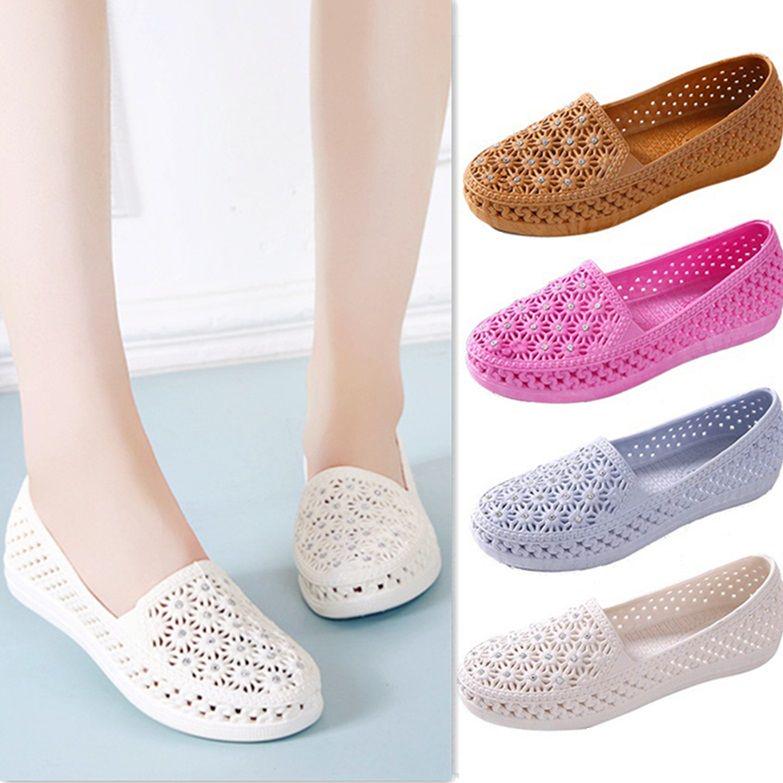 Pair of  Shoes Women Hollow Out Breathable Sandals Couples Hole Beach Shoes