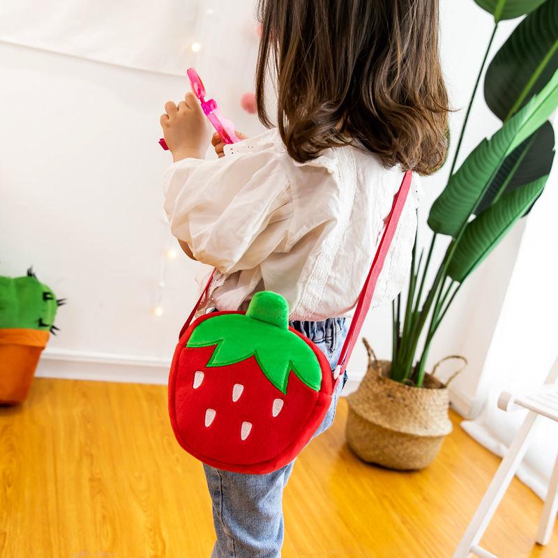 Cute Strawberry Plush Bag Cartoon Carrot Small Round Bag Children's One Shoulder Plush Bag Lovely Kids Birthday Gift