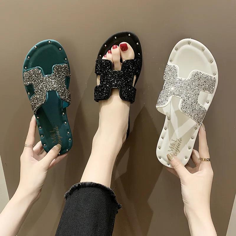 Slippers Women's Summer Wear Non-slip Go Out Women's Sandals Shiny Sandals and Slippers Soft Bottom Non-slip Flat Sandals