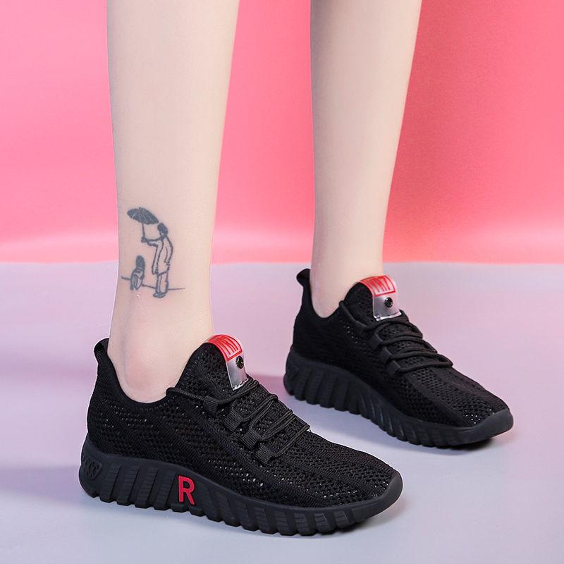 Cloth Shoes Women's Walking Shoes Soft Bottom Non-slip Mom Sneakers Breathable Net Shoes Fashion Casual Single Shoes