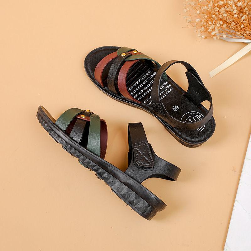 Sandals and Slippers Women Flat Slippers Summer Outdoor Wear Soft Bottom Non-slip Slope with Old Middle-aged Sandals Women