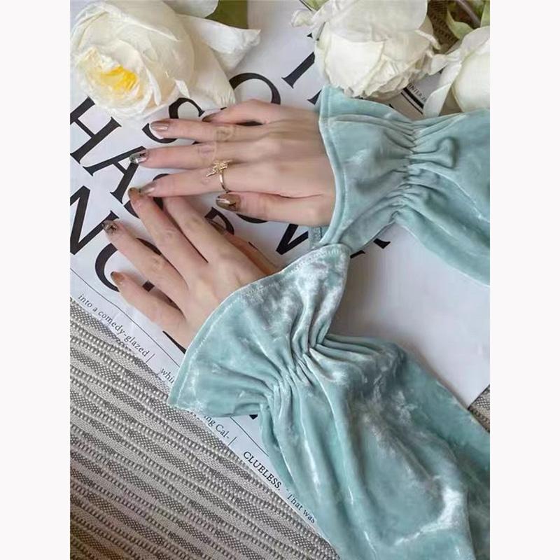 4 XL Large Size Gold Velvet Pajamas Suit for Women Square Collar Long-sleeved Sweet Winter Out Wear Home wear Pyjama Set Solid Sleeping Suit