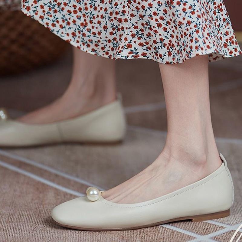 Single Shoes Female Fairy Style Sweet and Gentle Pearl Shoes Really Soft Leather Retro Round Toe Flat Shoes