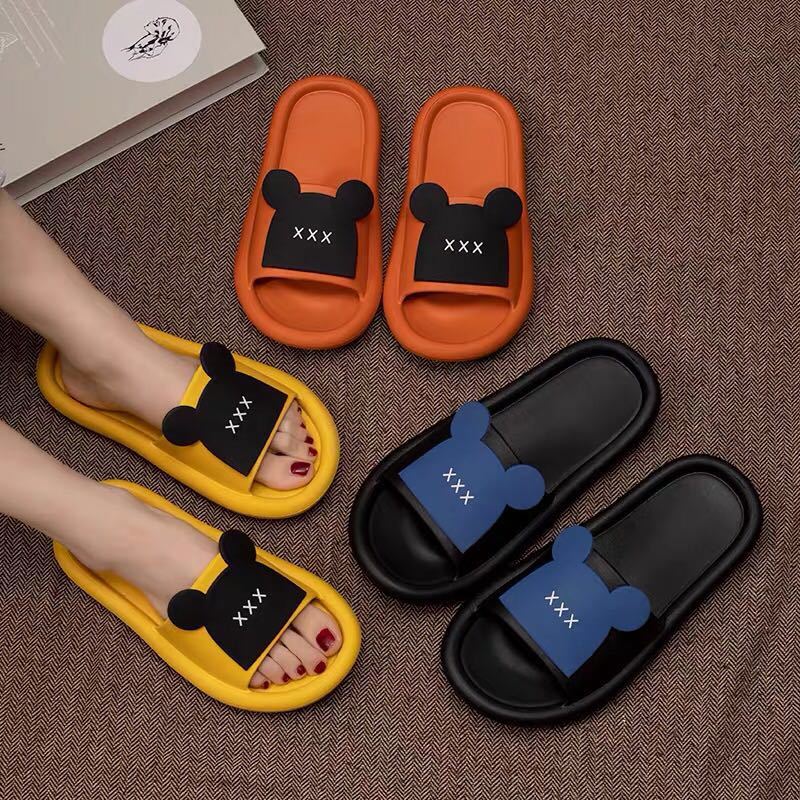 Slippers for Outer Wear Home Non-slip Bathroom Bath Sandals and Slippers Cute Light and Soft Slippers Beach Sandals