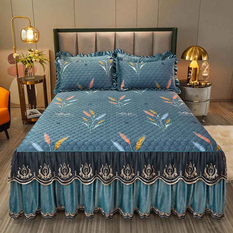 3pcs/set High-grade Crystal Velvet Bed Skirt Pillowcases Three-piece Anti-skid Warm Bedspread Thickened Winter Bedding