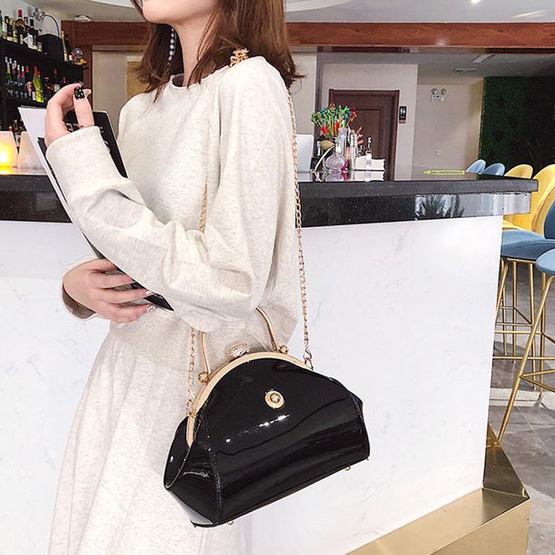 Glossy Ladies Hand-held Diamond Clip Bag Large Capacity Leisure Shopping Bag Temperament Ladies Wedding Bag Banquet Bag