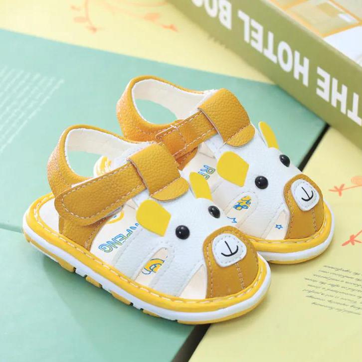 Baby's Summer Sandals Soft Soled Baby Walking Cartoon Sounding Shoes Children's Antiskid and Kickproof Flat Shoes