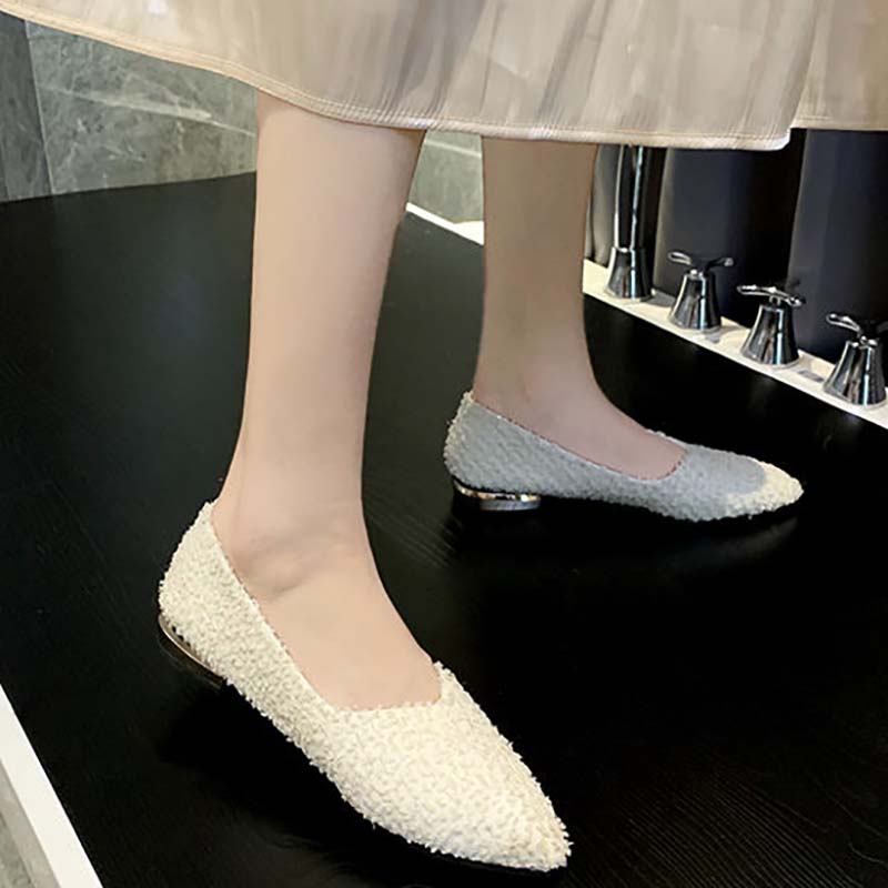 Low-heeled Shoes Spring Single Shoes Female Students Korean Version of All-match Pointed Toe Shallow Mouth Pedal Thick Heel Peas Shoes