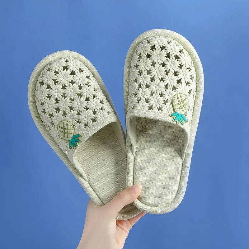 Women's Sandals and Slippers Non-slip Wear-resistant Bathroom Leaking Slippers Indoor and Outdoor Home Slippers Flip-flops