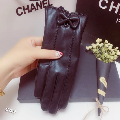 Woman fashion gloves Plush Cotton gloves Windproof gloves Winter Warm Leather gloves Thick gloves