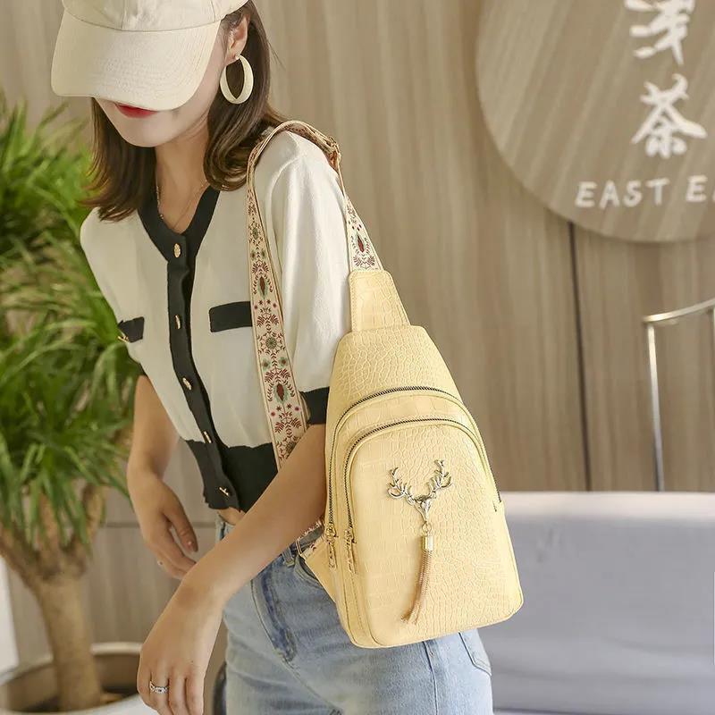 Women Tassel PU Sling Bag Outdoor Slung Riding Bag Waterproof Travel Women Shoulder Bag Home Supplies Crossbody Chest Bag for Gift