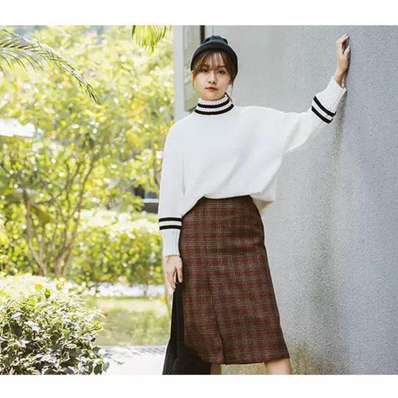 Autumn and Winter Half Turtleneck Sweater Loose Pullover Thick Coat Striped Pattern All-match Female Bottoming Shirt