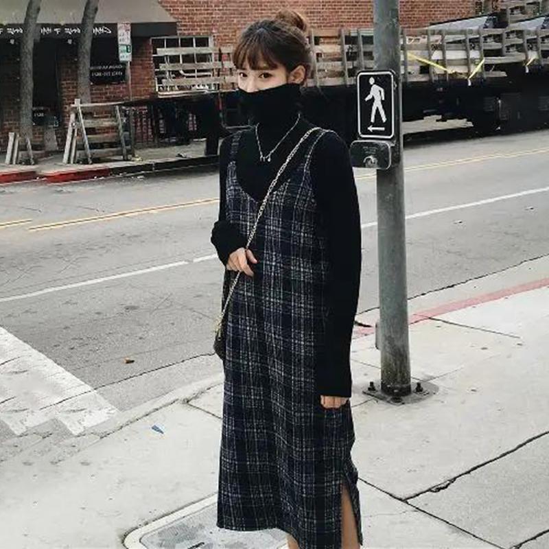 Suit Women Retro Plaid Suspender Skirt Sweater Long Over-the-knee Woolen Strap Dress Simple Retro Warm Sweater Dress