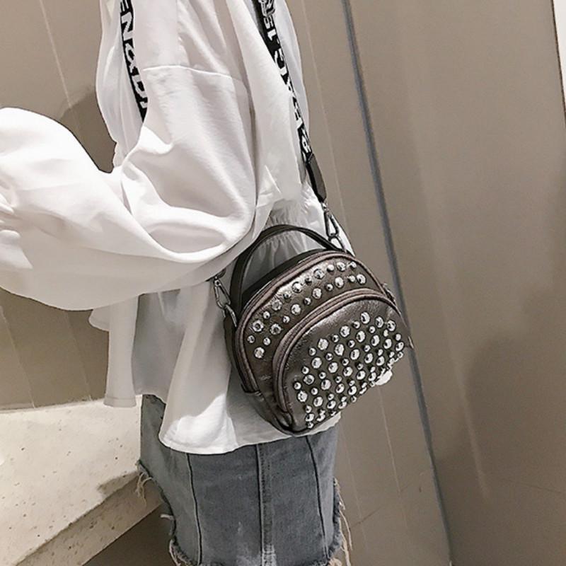 Women's Soft PU Small Bag New Rivet Bag Women's Fashion Shoulder Bag Messenger Bag Cool Women Bag