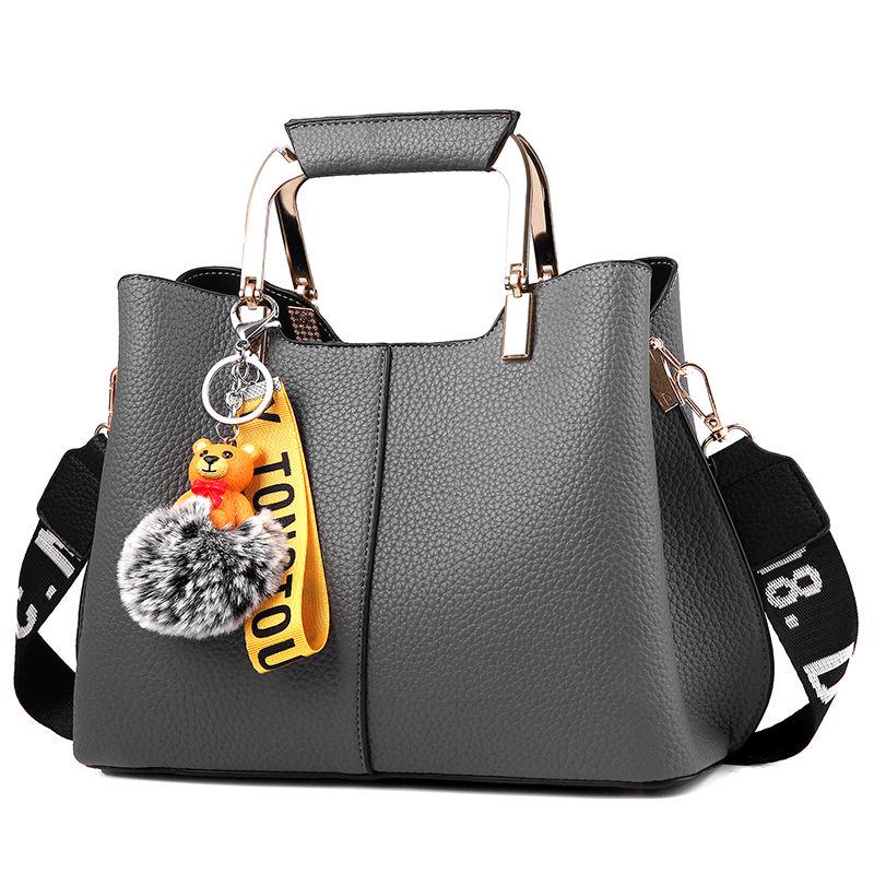 Woman bag European and American style Shoulder Handbag Trendy wild Patent leather bag Big capacity